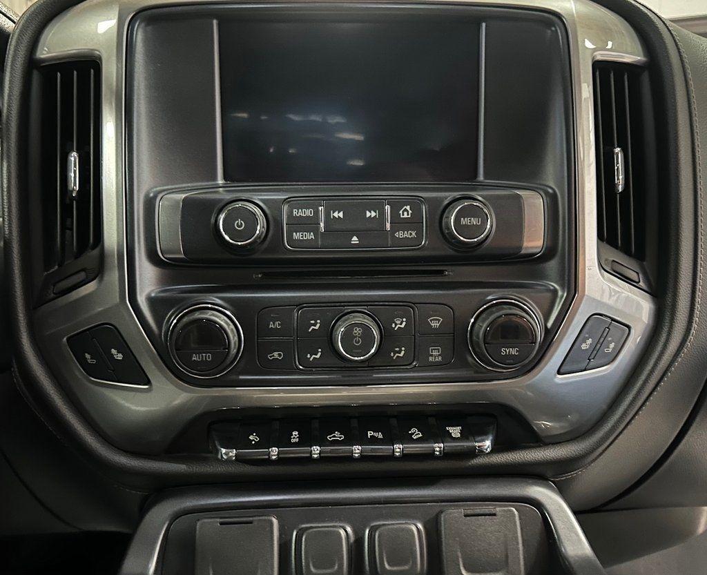 Chevrolet Silverado 2500HD Built After Aug 14 4WD Crew Cab 153.7" LTZ 2015