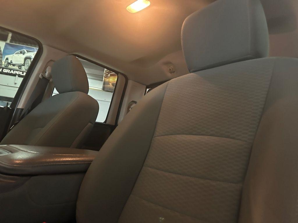 RAM 1500 Harvest 4x4 Quad Cab 6'4" Box *Ltd Avail* 2018