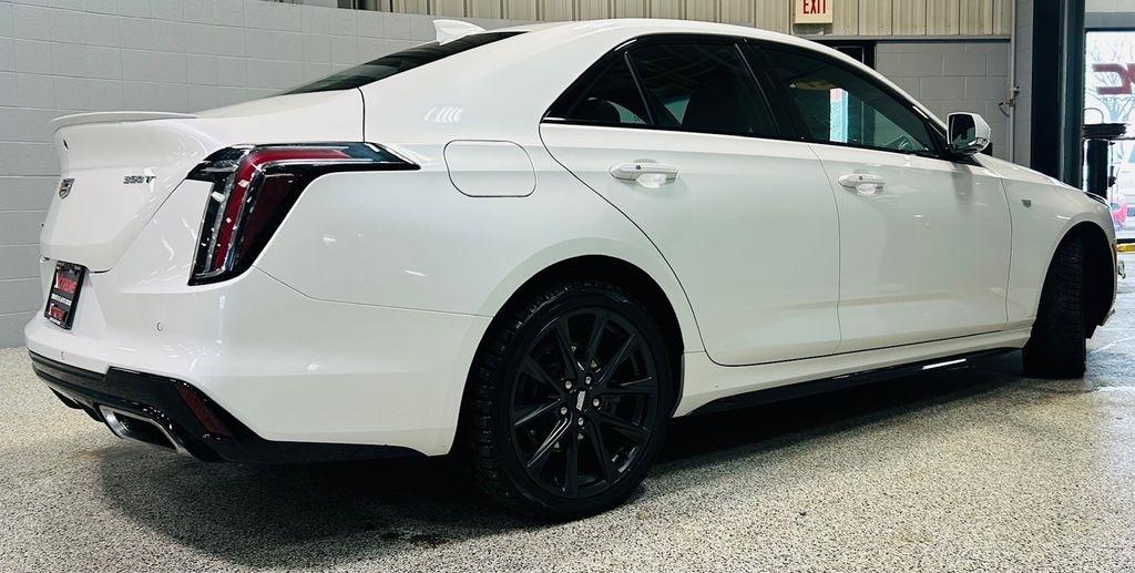 Cadillac CT4 4dr Sdn Sport 2021