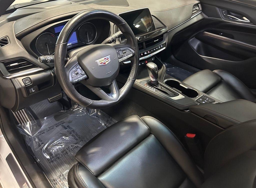 Cadillac CT4 4dr Sdn Sport 2021