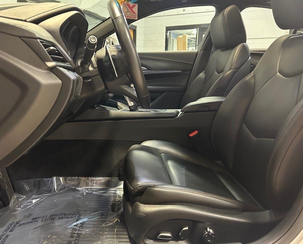 Cadillac CT4 4dr Sdn Sport 2021