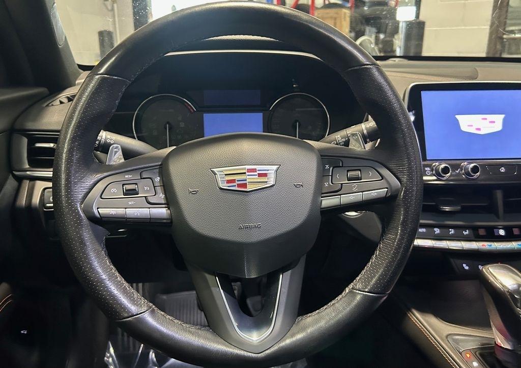 Cadillac CT4 4dr Sdn Sport 2021