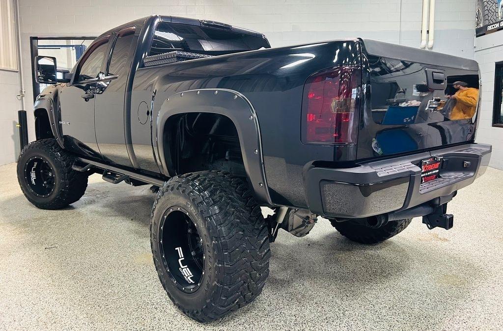 Chevrolet Silverado 2500HD 4WD Ext Cab 143.5" LT w/2LT 2008