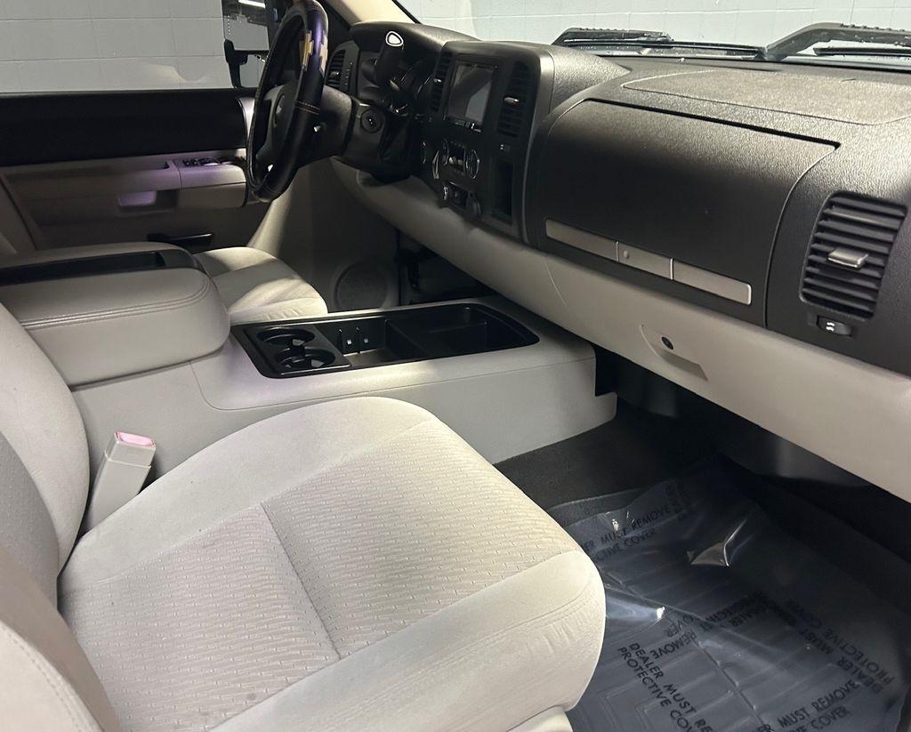 Chevrolet Silverado 2500HD 4WD Ext Cab 143.5" LT w/2LT 2008