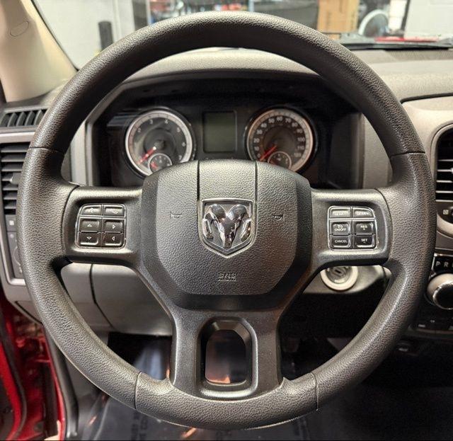 RAM 1500 Classic Express 4x4 Quad Cab 6'4" Box 2019