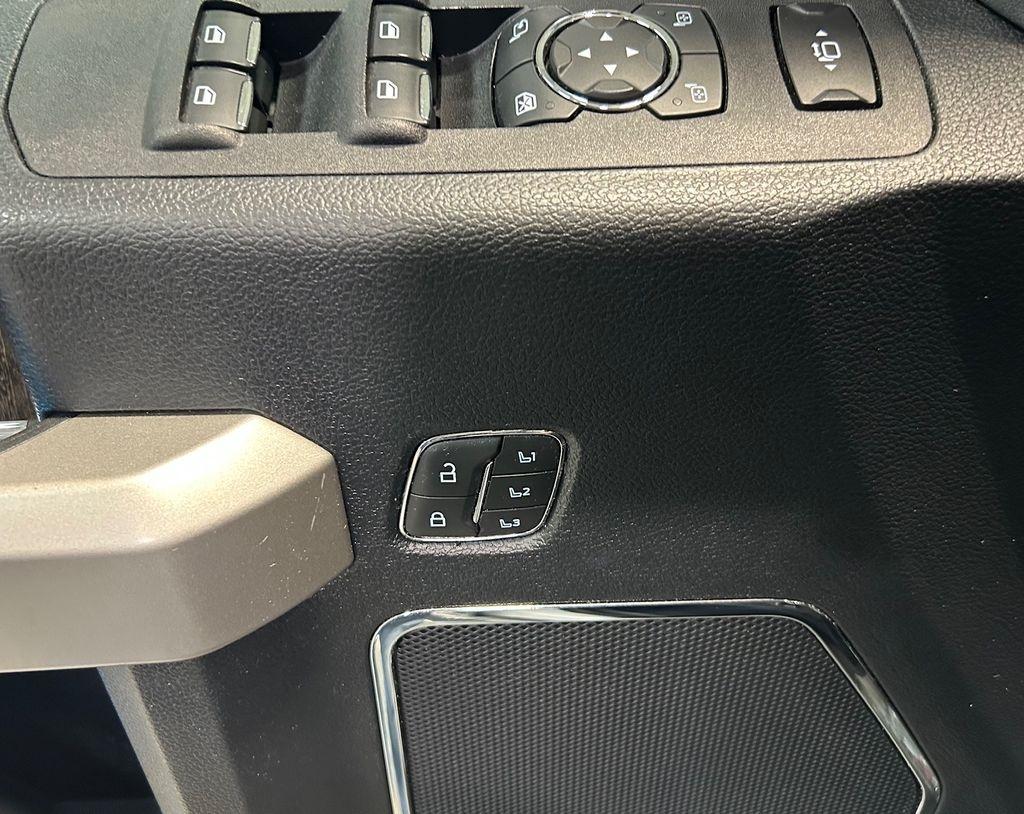 Ford Super Duty F-250 SRW XL 4WD Crew Cab 6.75' Box 2019