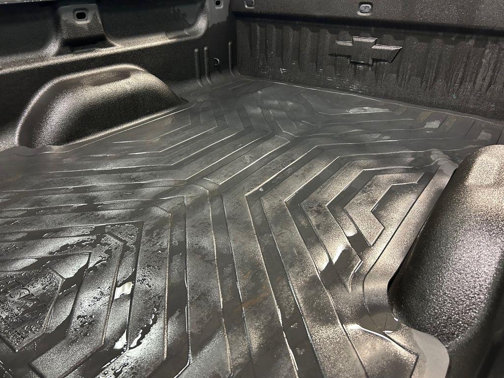 Chevrolet Silverado 3500HD 4WD Crew Cab 153.7" High Country 2019