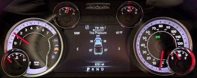 RAM 1500 Classic Warlock 4x4 Crew Cab 5'7" Box 2024