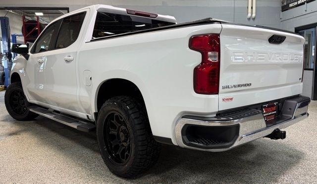 Chevrolet Silverado 1500 4WD Crew Cab 147" LT w/1LT 2022