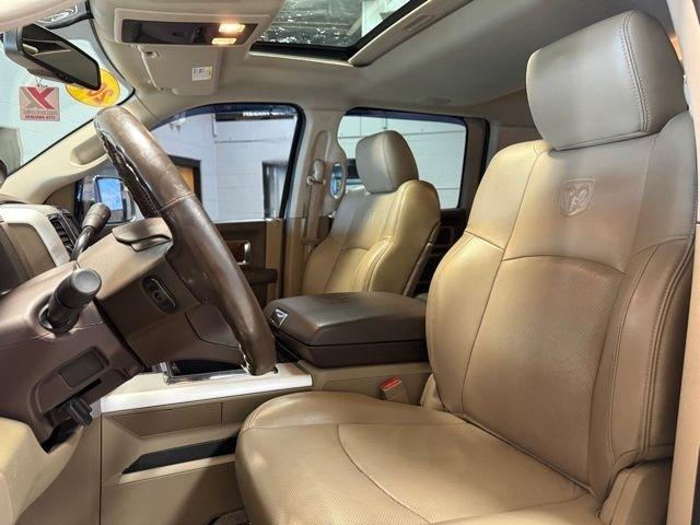 RAM 2500 4WD Mega Cab 160.5" Laramie 2012