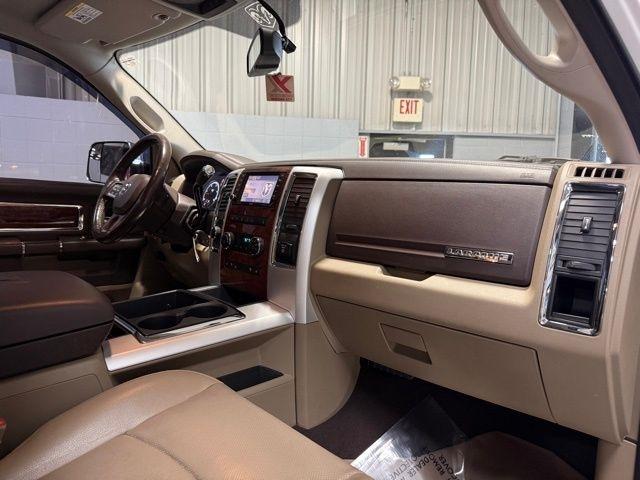 RAM 2500 4WD Mega Cab 160.5" Laramie 2012