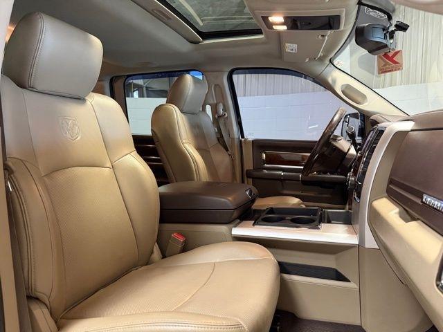 RAM 2500 4WD Mega Cab 160.5" Laramie 2012