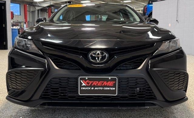 Toyota Camry SE Auto (Natl) 2024