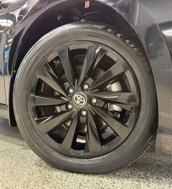 Toyota Camry SE Auto (Natl) 2024