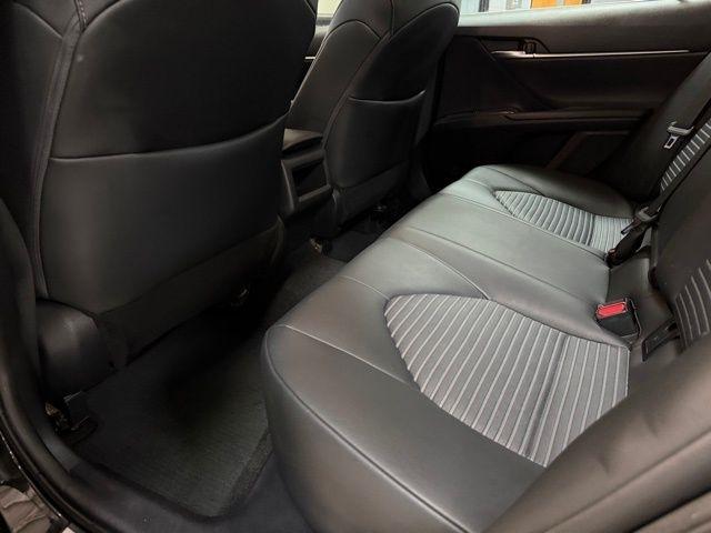 Toyota Camry SE Auto (Natl) 2024