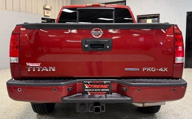 Nissan Titan 4WD Crew Cab SWB PRO-4X 2013