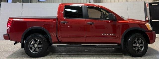 Nissan Titan 4WD Crew Cab SWB PRO-4X 2013