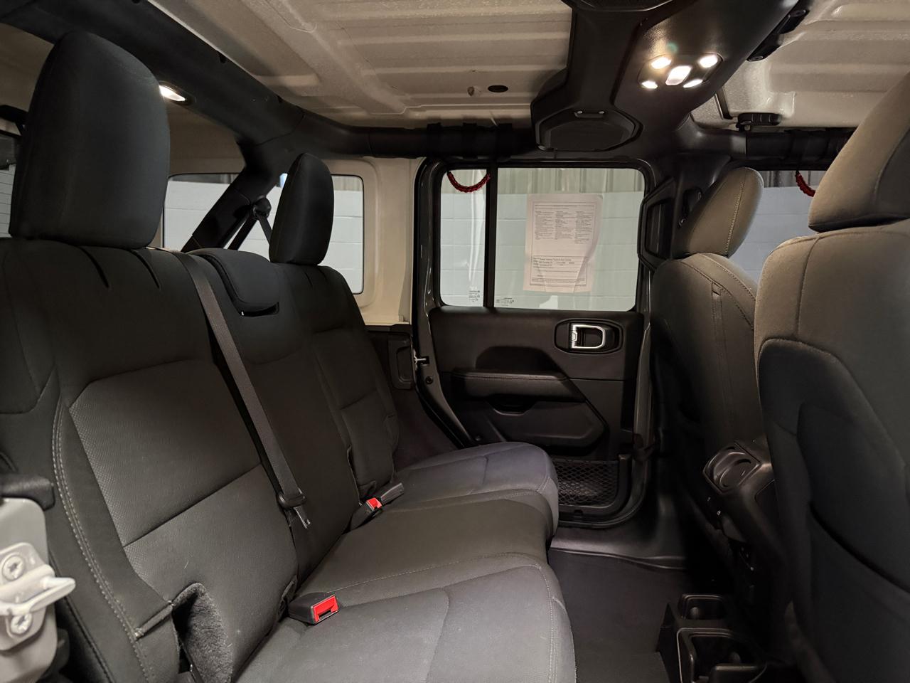 Jeep Wrangler Unlimited Sahara 4x4 2021