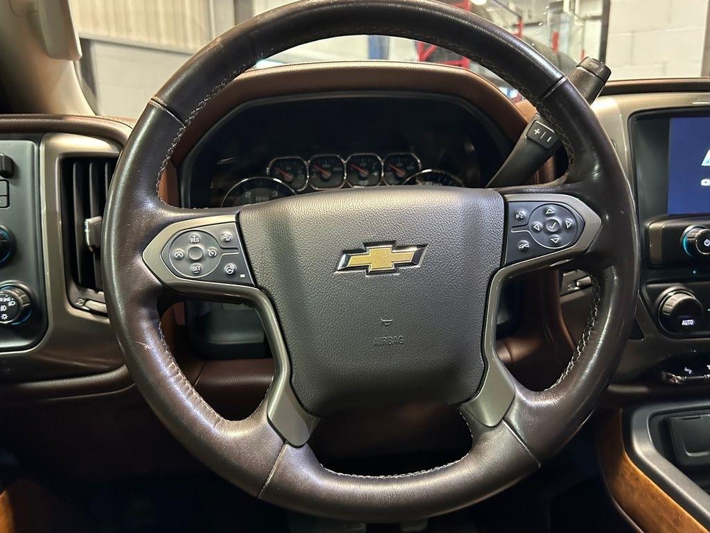 Chevrolet Silverado 3500HD 4WD Crew Cab 153.7" High Country 2019