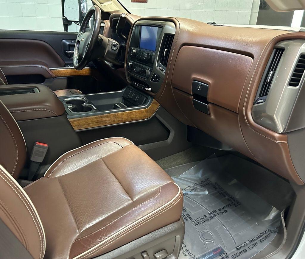 Chevrolet Silverado 3500HD 4WD Crew Cab 153.7" High Country 2019