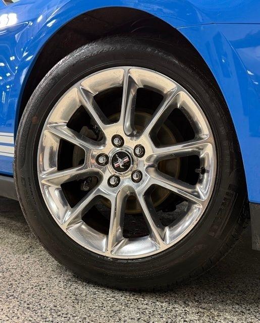 Ford Mustang 2dr Cpe V6 2010