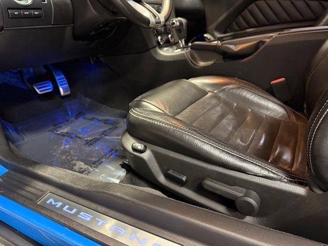 Ford Mustang 2dr Cpe V6 2010