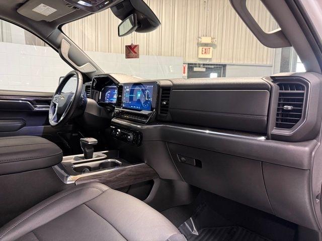 Chevrolet Silverado 1500 4WD Crew Cab 147" LTZ 2023