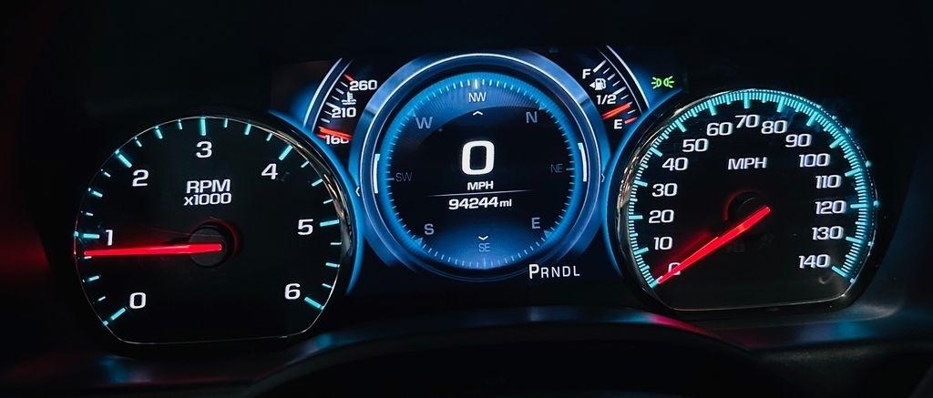 GMC Sierra 1500 4WD Crew Cab 143.5" Denali 2018