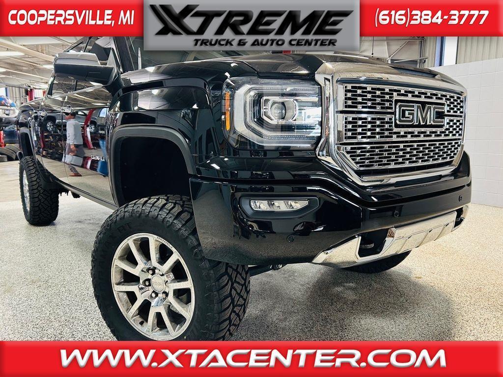 GMC Sierra 1500 4WD Crew Cab 143.5" Denali 2018