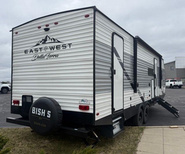 Forest River Della Terra  2022