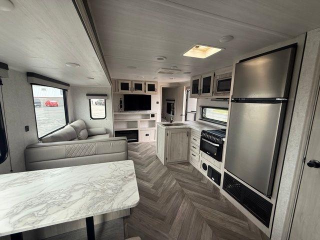 Forest River Della Terra  2022