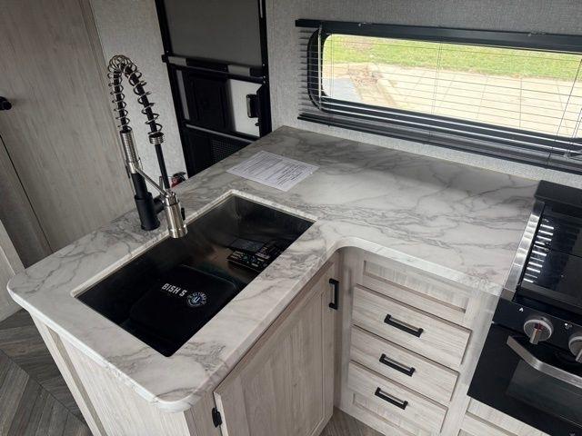 Forest River Della Terra  2022