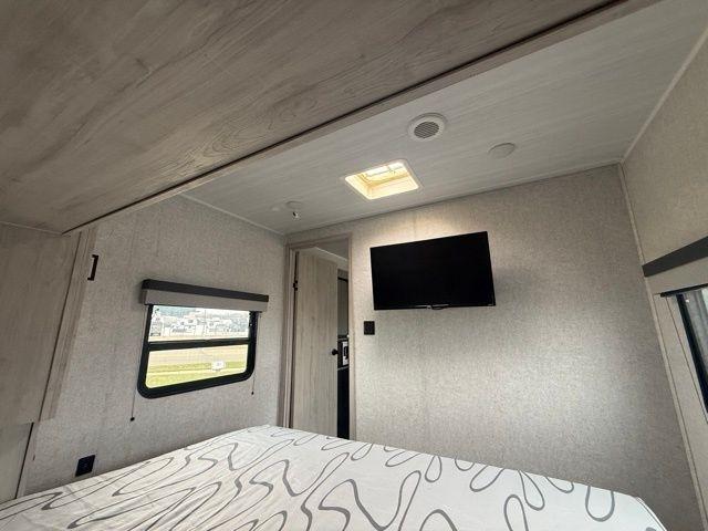 Forest River Della Terra  2022