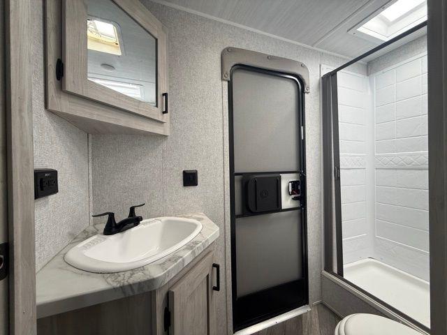 Forest River Della Terra  2022