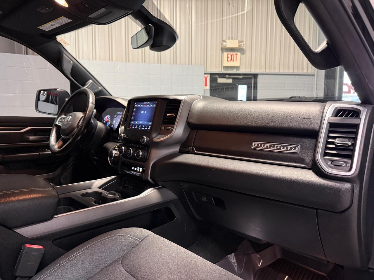 RAM 1500 Big Horn/Lone Star 4x4 Crew Cab 5'7" Box 2019