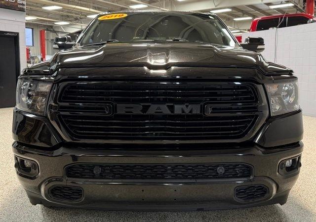 RAM 1500 Big Horn/Lone Star 4x4 Crew Cab 5'7" Box 2019