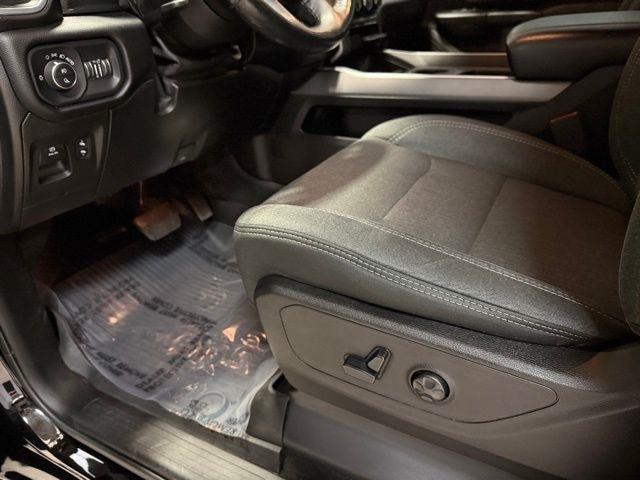 RAM 1500 Big Horn/Lone Star 4x4 Crew Cab 5'7" Box 2019