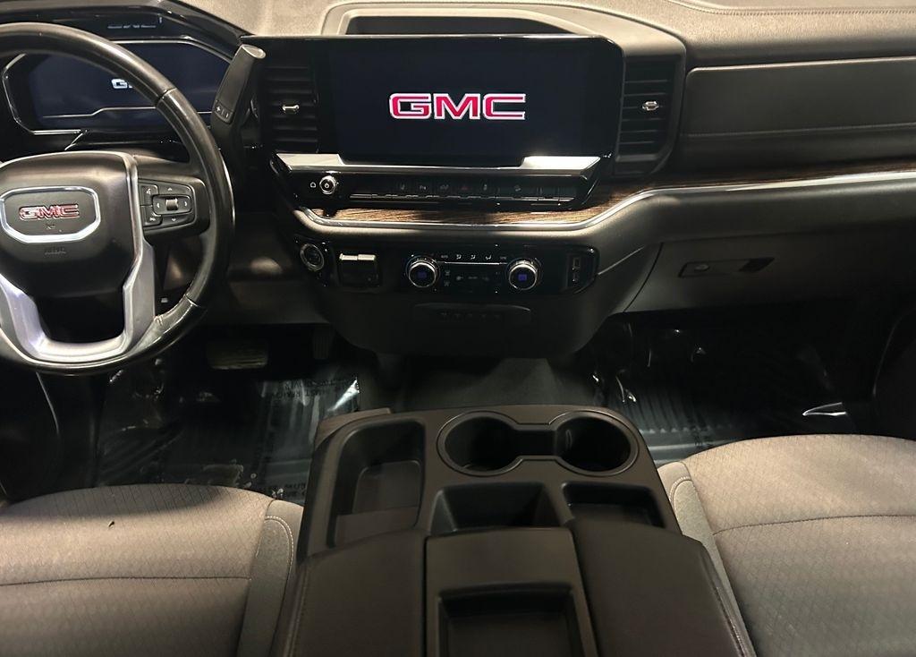 GMC Sierra 3500HD 4WD Crew Cab 172" SLE 2024