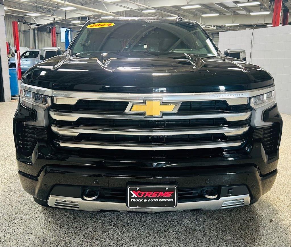 Chevrolet Silverado 1500 4WD Crew Cab 147" High Country 2024