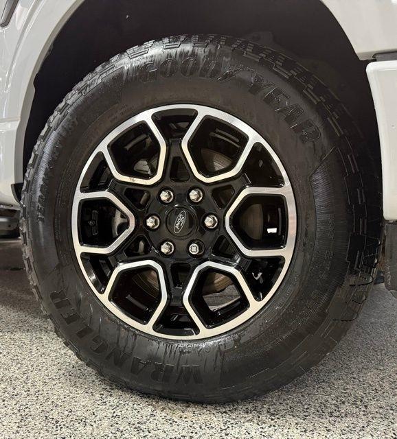 Ford F-150 XLT SuperCrew 4WD 2021