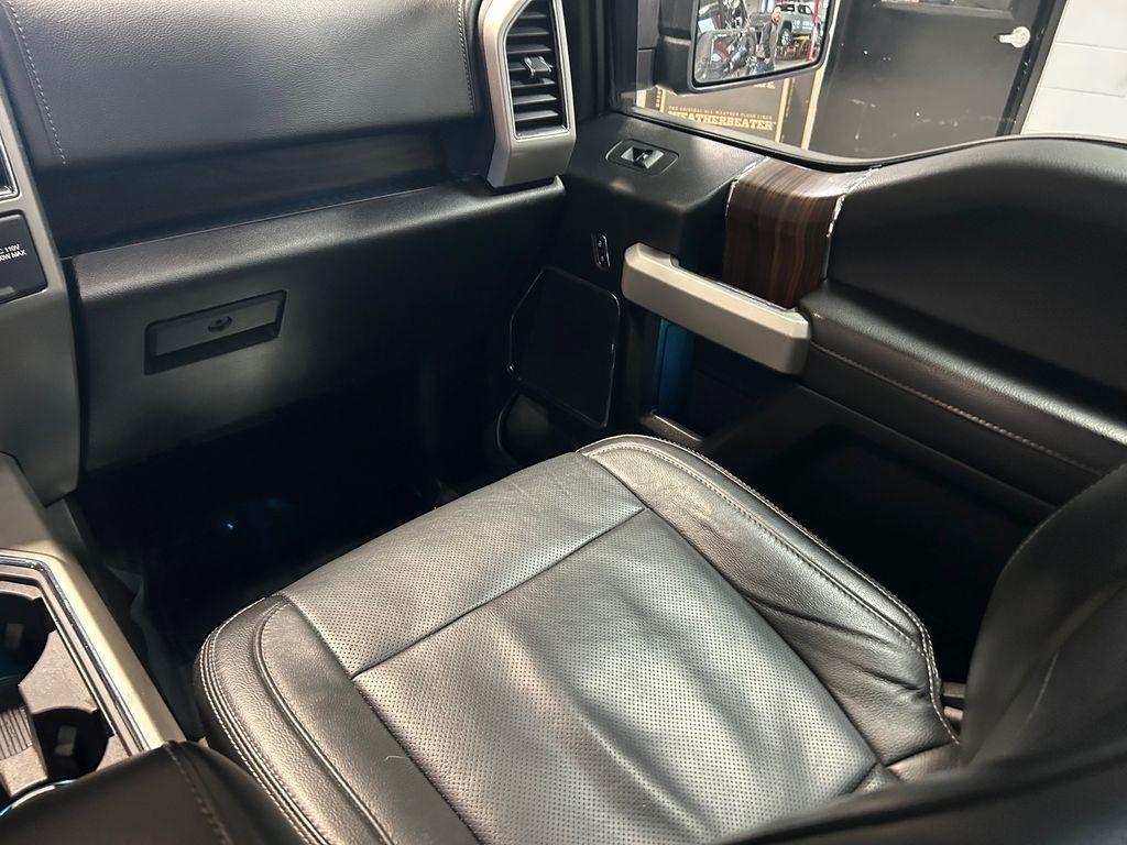 Ford F-150 King Ranch 4WD SuperCrew 5.5' Box 2017