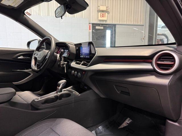 Chevrolet Trax FWD 4dr 1RS 2024