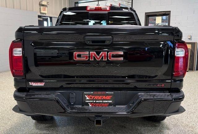 GMC Canyon 4WD Crew Cab AT4 2024