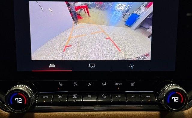 GMC Canyon 4WD Crew Cab AT4 2024