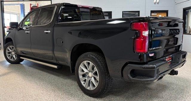 Chevrolet Silverado 1500 4WD Crew Cab 157" High Country 2021