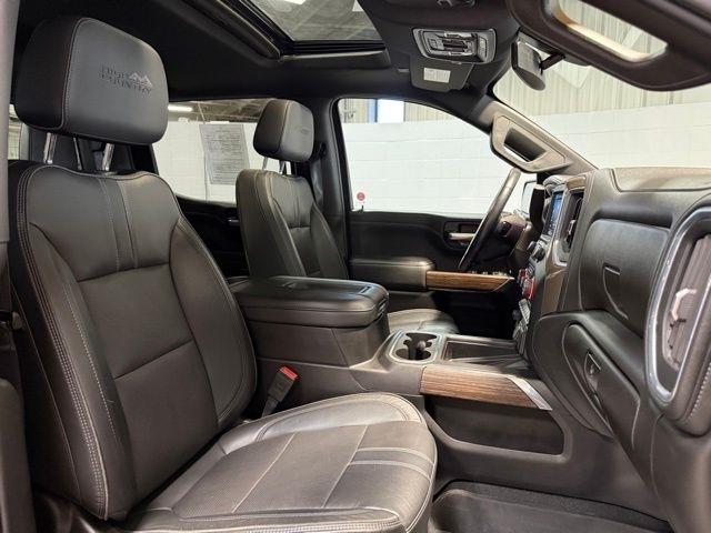 Chevrolet Silverado 1500 4WD Crew Cab 157" High Country 2021