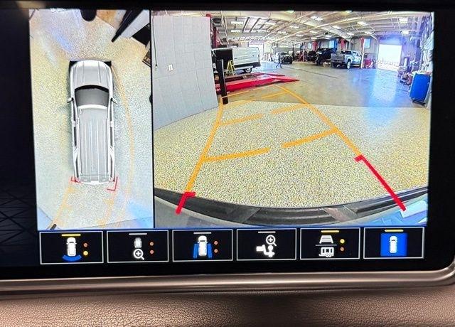 GMC Yukon 4WD 4dr Denali 2022