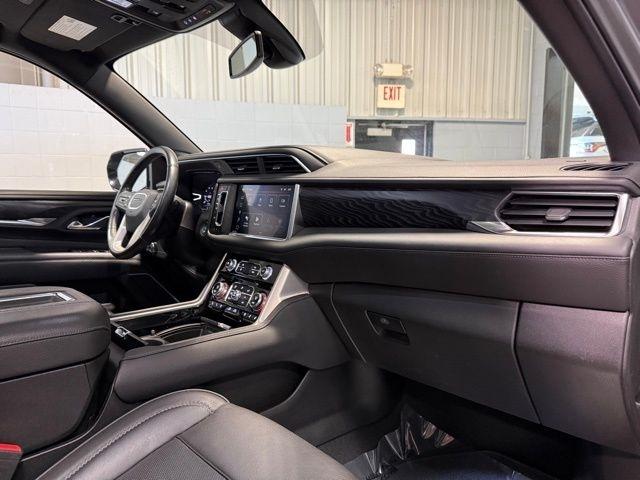 GMC Yukon 4WD 4dr Denali 2022