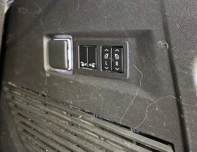 GMC Yukon 4WD 4dr Denali 2022