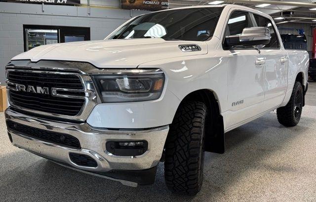 RAM 1500 Big Horn 4x4 Crew Cab 5'7" Box 2021